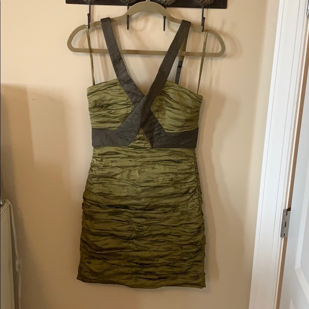 NEVER WORN- “Simsom” formal slim fitting minidress